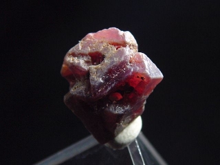 Spinel crystal 15 mm - Morogoro, Tanzania