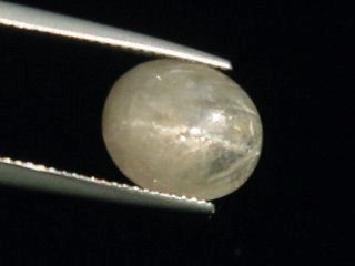 Diaspore cat's eye with colorchange 4,68 Ct. Turkey