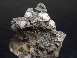 Aragonite specimen 20 mm - Spitzberg, Czech Republic