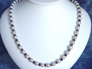 Pearl necklace with blue Iolite 172,63 Ct. fine 7 mm Pearls 51 cm