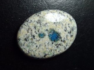 K2 / Azurite in Granite 70,03 Ct. cabochon