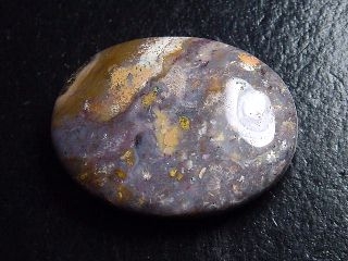 Jasper 38,22 Ct. oval cabochon Brazil