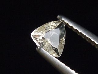 Topas 0,44 Ct. Trillion facettiert - Schneckenstein, Sachsen, Deutschland