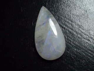 Regenbogenmondstein 33,47 Ct. Tropfen Cabochon 33 x 17 mm