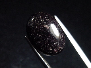 Sugilite 11,70 Ct. cabochon - Wessels mine, Kuruman, Southafrica