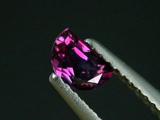 Sapphire 0,39 Ct. purple natural color Tanzania