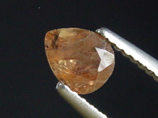 Axinite 0,58 Ct. pear Tanzania