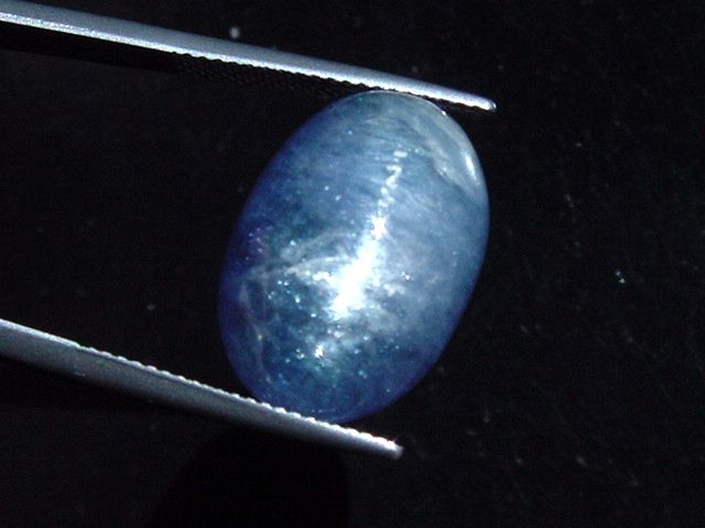 Tanzanite cat's eye 16,50 Ct. rare - Merelani, Tanzania