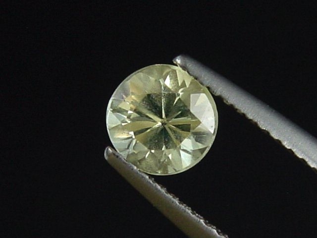 Chrysoberyl 1,01 Ct. round Minas Gerais, Brazil