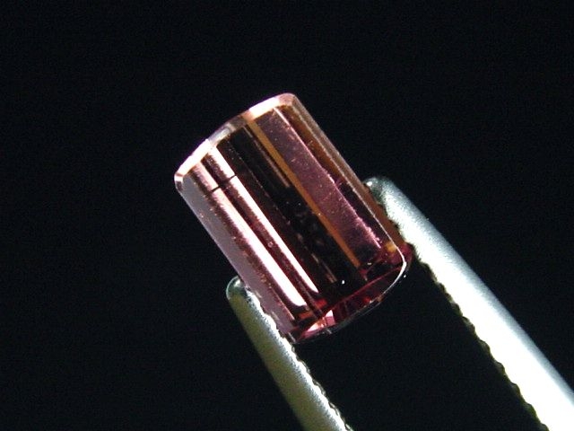 Turmalin rosa 0,85 Ct. Baguette 7 x 4,5 mm Brasilien