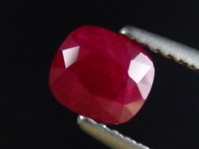 Ruby 1,38 Ct. heated cushion cut - Markara, India