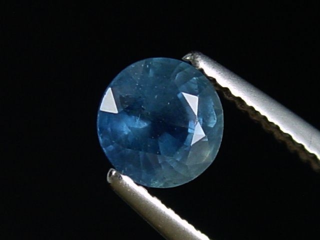 Blue Sapphire 1,12 Ct. round Tanzania