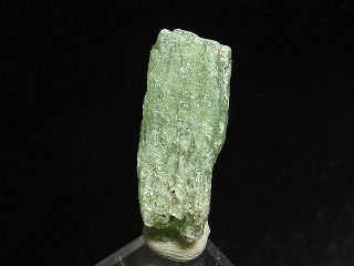 Kyanit / Disthen - 25 mm grüner Kristall - Tansania