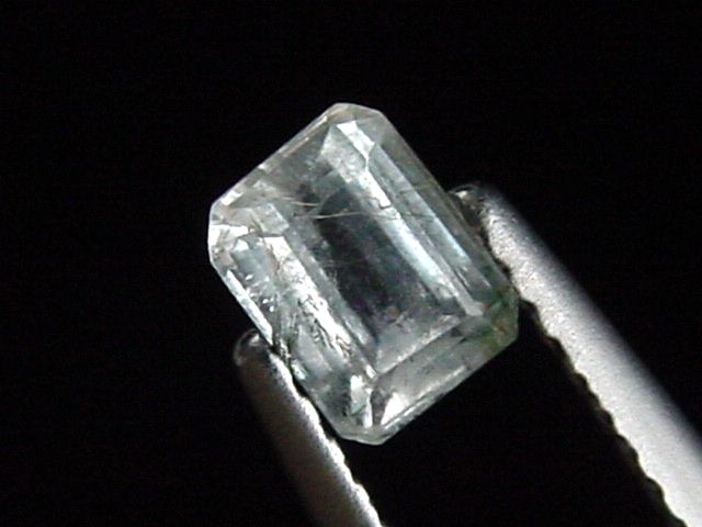 Euclase 0,47 Ct. rare faceted octagon - Bahia, Brazil