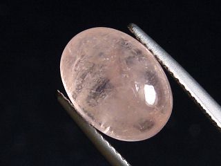 Morganite 5,28 Ct. oval cabochon 12 x 9 mm Brazil