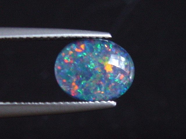 Opal 10 x 8 mm oval cabochon triplet - Australia