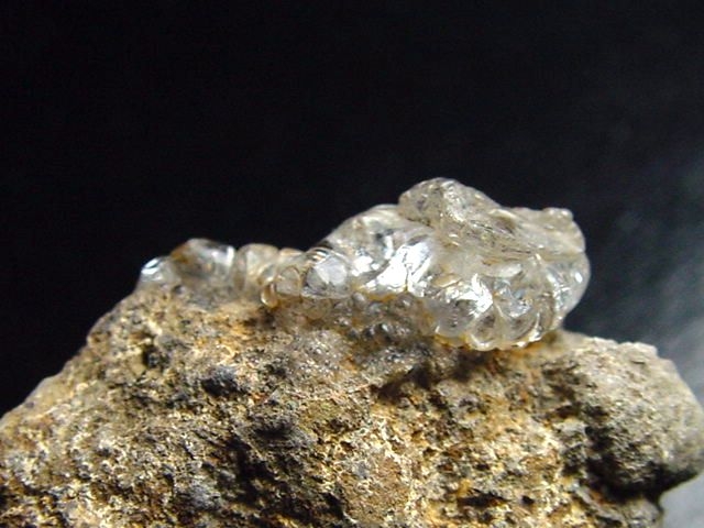 Hyalite specimen 39 mm - Valec, Czech Republic