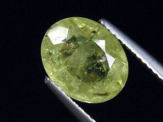 Grossular Garnet 3,37 Ct. oval cut Sri Lanka