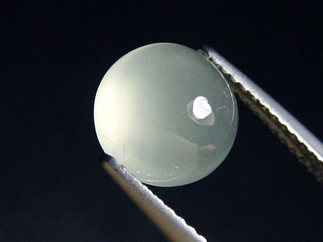 Aquamarine 2,86 Ct. round cabochon