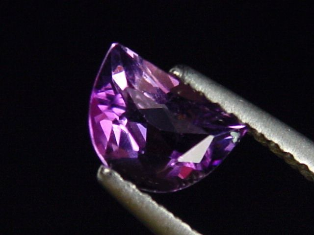 Amethyst 0,71 Ct. half moon cut Brazil