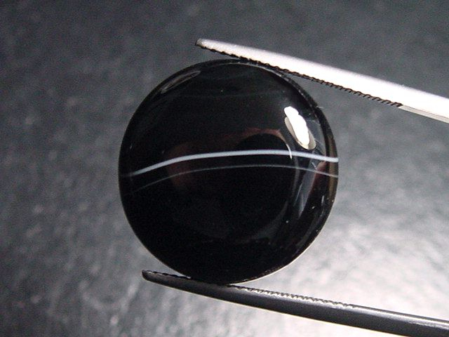 Achat 17,69 Ct. gebändert - Rund Cabochon Brasilien