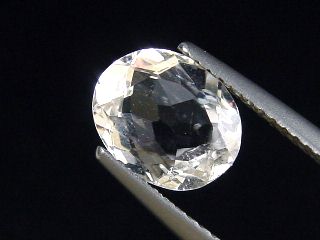 Danburit 1,87 Ct. Oval San Luis Potosi, Mexiko