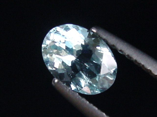 Aquamarine 0,93 Ct. oval Brazil