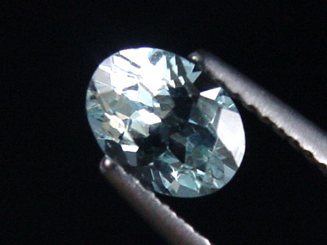 Aquamarine 0,85 Ct. oval Brazil