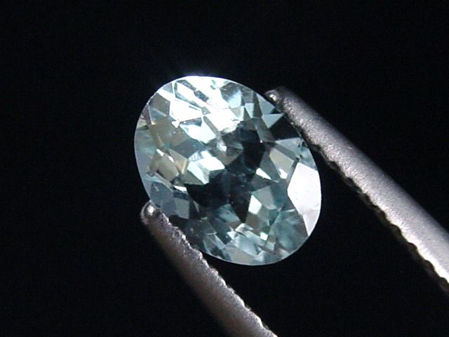 Aquamarine 0,85 Ct. oval Brazil