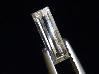 Jeremejewit 0,64 Ct. weiß Baguette facettiert - Erongo, Namibia