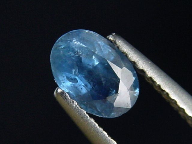 Blauer Saphir 0,79 Ct. Oval 7 x 5 mm Sri Lanka