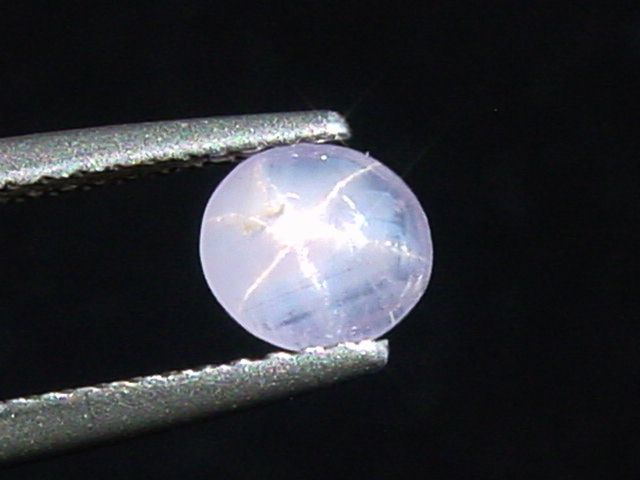 Pink Star Sapphire 0,60 Ct. untreated color - cabochon Sri Lanka