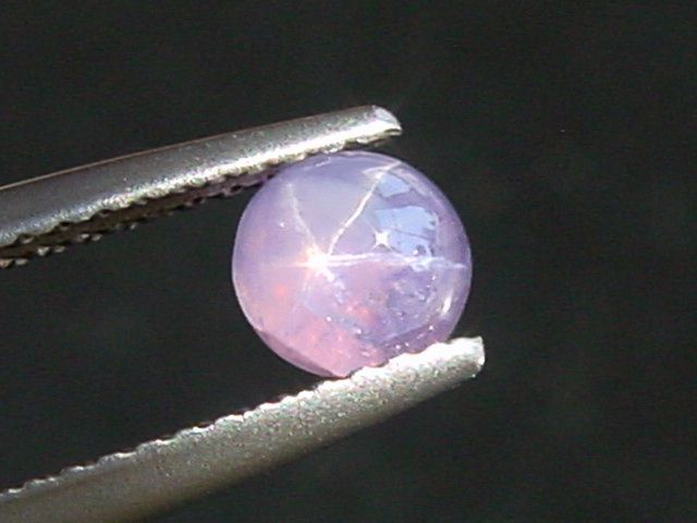 Pink Star Sapphire 0,87 Ct. untreated color - cabochon Sri Lanka