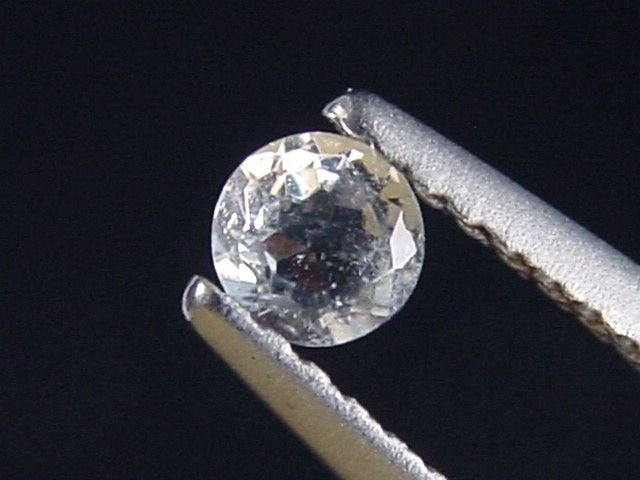 Analcim 0,14 Ct. 3 mm Rund geschliffen - Victoria, Australien