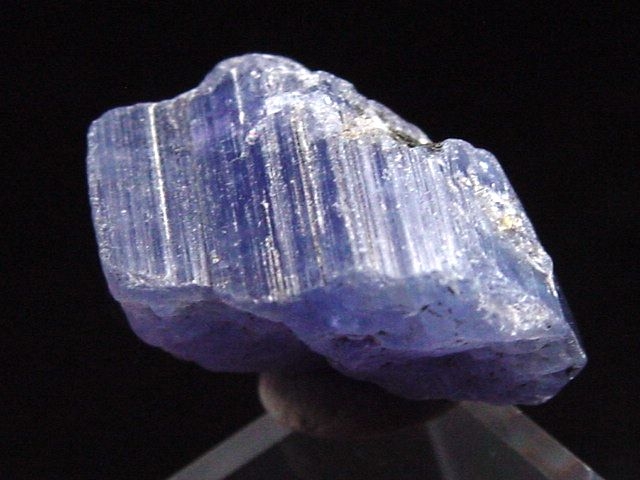 Tanzanite crystal 19 mm fine crystal Merelani, Tanzania