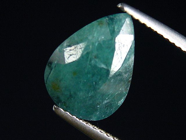 Grandidierite 3,49 Ct. rare faceted pear Madag. B-quality