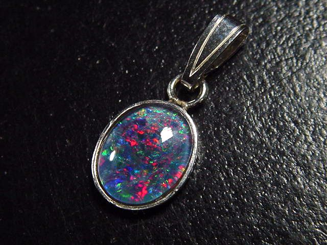 Opal / Edelopal Anhänger 10 x 8 mm Oval Cabochon Triplette - Australien