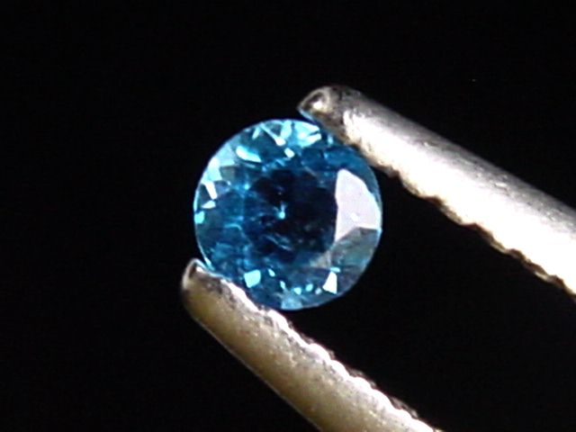 Hauyne / Hauynite 0,08 Ct. 2,5 mm round - Ettringen, Eifel, Germany