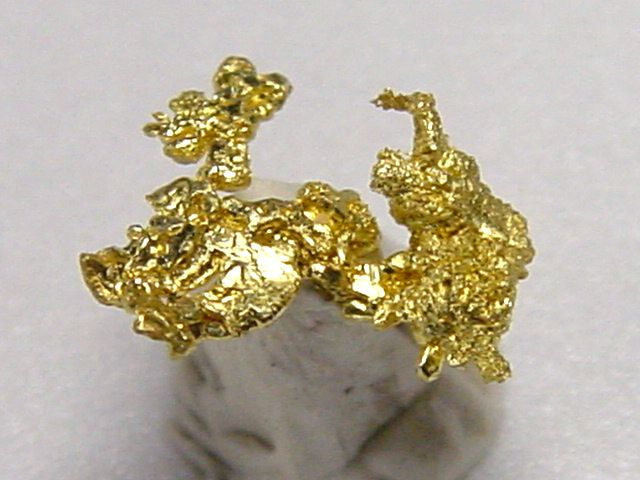 Gold crystalline 8 mm - Brusson, Val d'Aosta, Italy