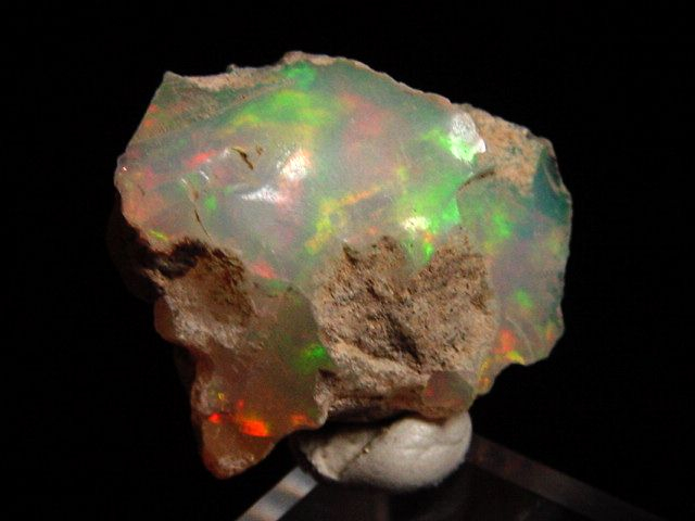 Edelopal roh / Opal Rohstein 23 mm feiner bunter Schimmer