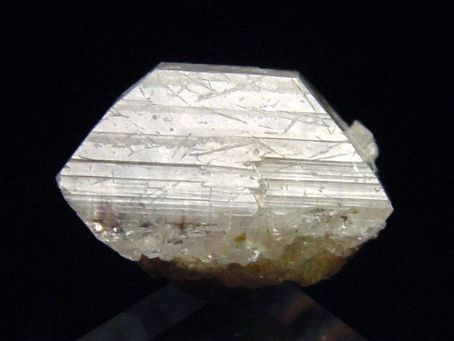 Euclase crystal 13 mm rare - Manuelzinho Equador, Brazil