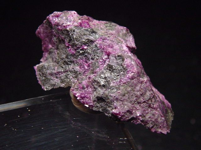 Kämmererite specimen 37 mm - Kop Dag, Turkey