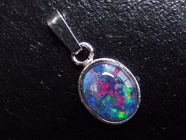 Opal / Edelopal Anhänger 10 x 8 mm Oval Cabochon Triplette - Australien