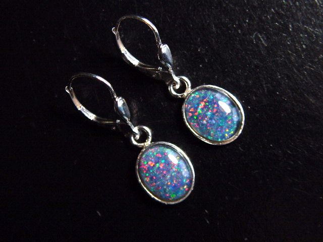 Opal earrings 10 x 8 mm oval cabochon triplet - Australia