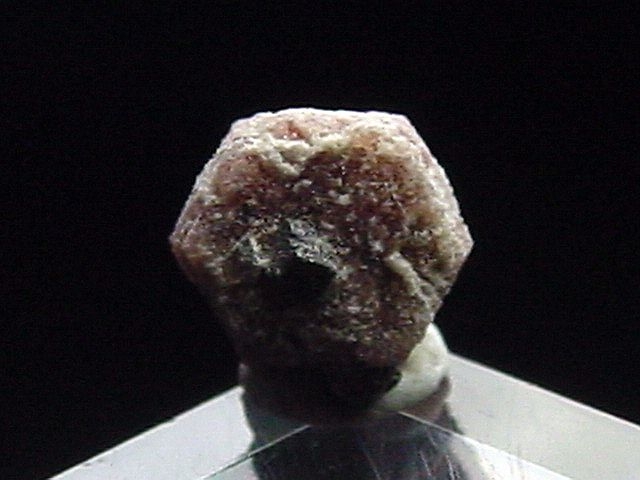 Bixbite / red Beryl with Bixbyite 5 mm crystal - Topaz mountain, Utah, USA