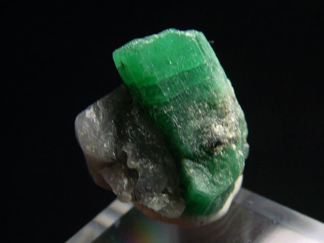 Emerald crystal specimen 17 mm Brazil