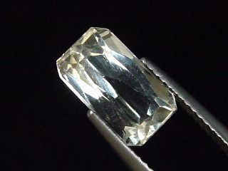 Hiddenit 3,64 Ct. Oktagon 11 x 6,5 mm Pakistan