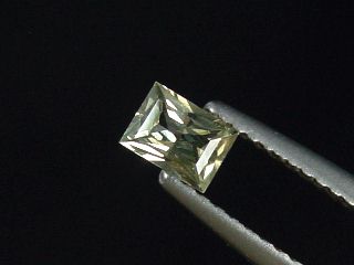 Saphir 0,39 Ct. Naturfarbe Baguette Tansania