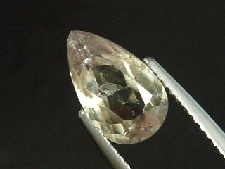 Diaspore with colorchange 2,17 Ct. pear Turkey