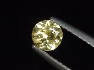 Chrysoberyl 0,57 Ct. round 5 mm Minas Gerais, Brazil